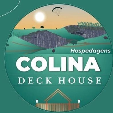 Colina Deck House